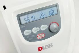 CENTRIFUGA DIGITAL DE ALTA VELOCIDAD D3024 15000rpm DLAB